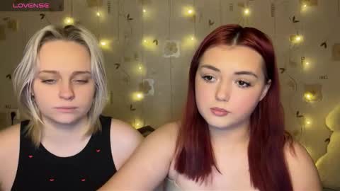 bella_and_alice online show from 01-17-26, 06:33