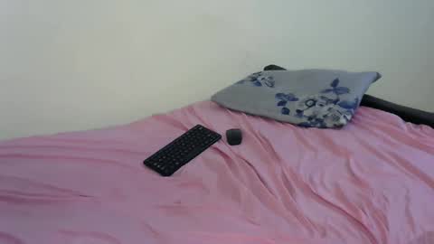 Snapshot of bella_c8 chatting on 02-04-26, 03:01 bella_c8 online show from 02-04-26, 03:01