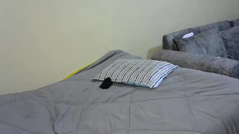 Snapshot of bella_c8 chatting on 04-07-26, 01:06 bella_c8 online show from 04-07-26, 01:06