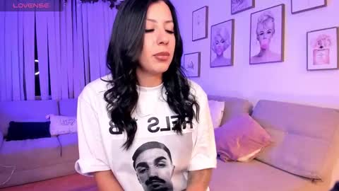 Snapshot of bella_es chatting on 09-14-25, 04:22 Onlyfans isa bella 23 online show from 09-14-25, 04:22