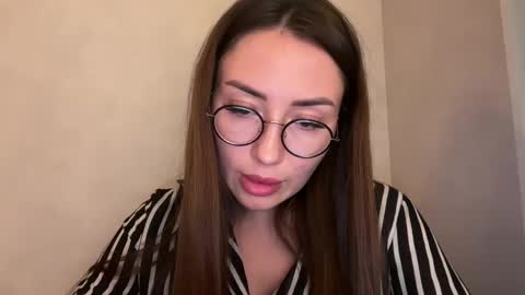 bella_foxxi online show from 12-13-24, 09:41