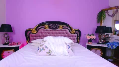 Bella online show from 09-18-25, 05:48