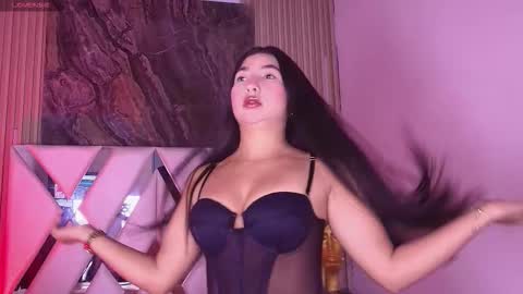 Snapshot of bella_martini_ chatting on 02-24-26, 12:25 bella_martini_ online show from 02-24-26, 12:25