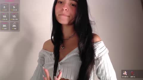 Snapshot of bella_musee chatting on 02-11-25, 01:52 online show from 02-11-25, 01:52