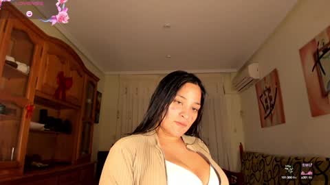 bella_pocahontas3 online show from 01-08-25, 10:06
