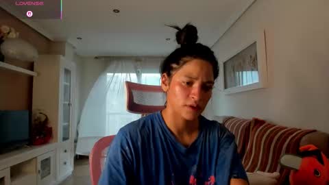 bella_pocahontas3 online show from 09-21-25, 03:57