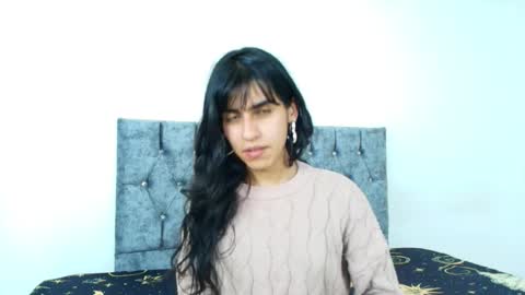 Snapshot of bella_poisonous chatting on 09-25-25, 02:48 Bella online show from 09-25-25, 02:48