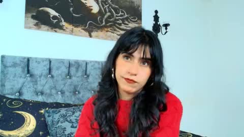 Snapshot of bella_poisonous chatting on 10-22-25, 01:39 Bella online show from 10-22-25, 01:39