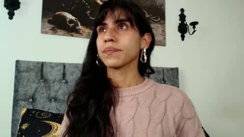 Snapshot of bella_poisonous chatting on 11-09-25, 11:03 Bella online show from 11-09-25, 11:03