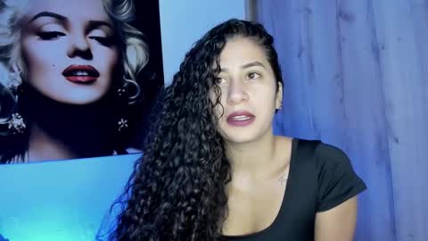 Bella Ponce  online show from 10-19-25, 03:12