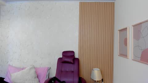 Snapshot of bella_riviera chatting on 10-05-25, 12:14 Bella Riviera online show from 10-05-25, 12:14