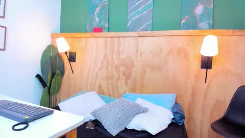 Snapshot of bella_riviera chatting on 11-01-25, 07:05 Bella Riviera online show from 11-01-25, 07:05