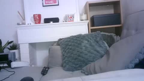 Snapshot of bella_sexy_feet chatting on 01-15-25, 06:08 bella_sexy_feet online show from 01-15-25, 06:08
