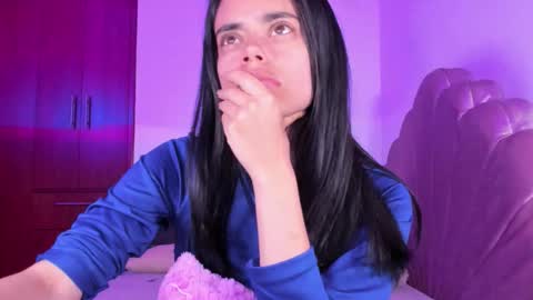 Valeria Model Independent online show from 11-11-25, 05:18