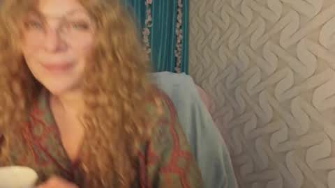 Bella online show from 01-14-26, 03:28