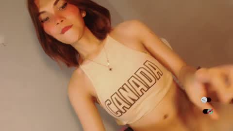 Snapshot of bella_tara chatting on 12-08-24, 07:37 Bella online show from 12-08-24, 07:37
