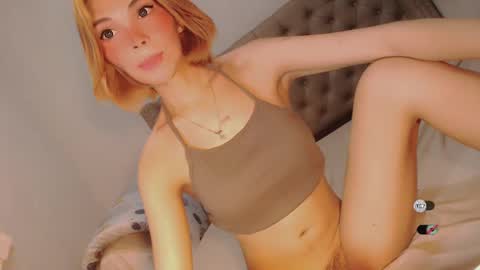 Snapshot of bella_tara chatting on 01-29-25, 11:25 Bella online show from 01-29-25, 11:25