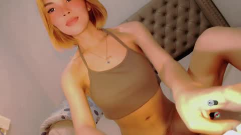 Snapshot of bella_tara chatting on 02-07-25, 07:40 Bella online show from 02-07-25, 07:40