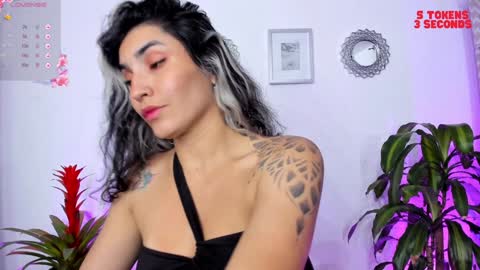 Bella online show from 01-08-25, 02:25