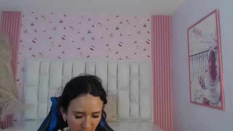 Bella online show from 11-12-25, 08:08