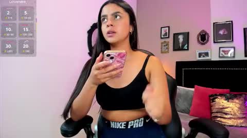 BELLA online show from 01-06-26, 08:23