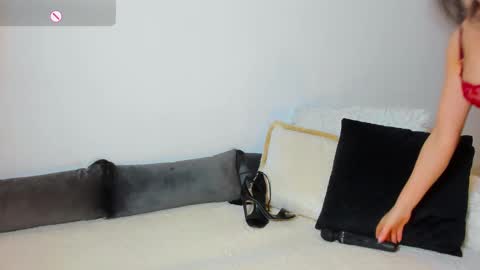 BellaAnna online show from 12-10-24, 01:55