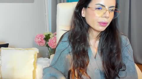 BellaAnna online show from 01-29-25, 12:45