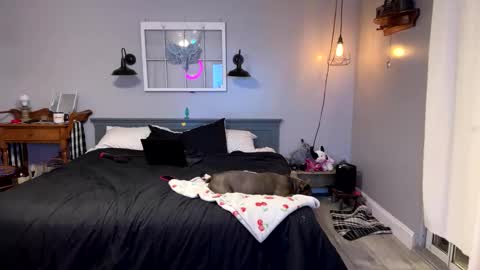 Roxy Rain online show from 02-24-25, 12:09