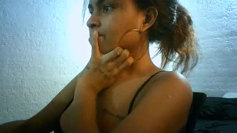 Bella online show from 03-03-25, 06:59