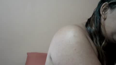 bellachow10 online show from 09-18-25, 08:16