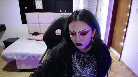 Snapshot of belladona_trix chatting on 11-01-25, 11:51 belladona_trix online show from 11-01-25, 11:51