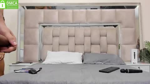 BELLA online show from 03-12-25, 03:40