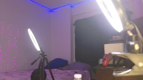 Bella Monroe online show from 09-10-25, 03:28