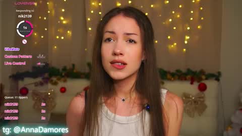 Anna  u can call me Ana de Armas online show from 12-21-25, 05:09