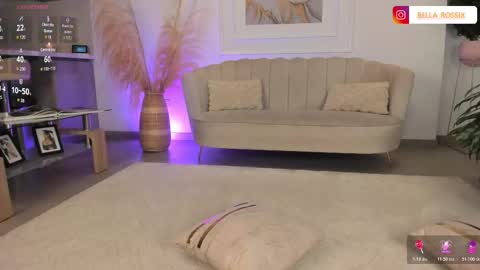 CALL ME BELLA online show from 10-21-25, 01:50