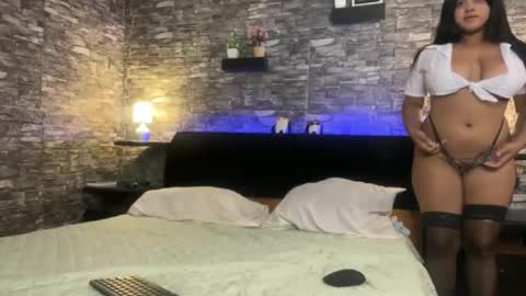 BellaRouse98 online show from 11-25-25, 05:07