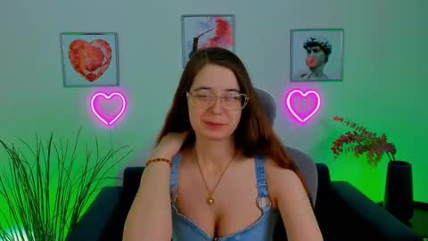 Bella. Ntmu online show from 02-21-25, 04:26