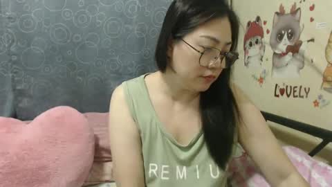 Bella online show from 02-05-25, 04:37