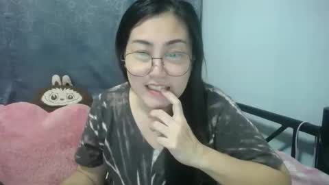 Bella online show from 11-05-25, 02:50