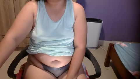 Snapshot of belle858889 chatting on 02-01-25, 11:48 belle858889 online show from 02-01-25, 11:48