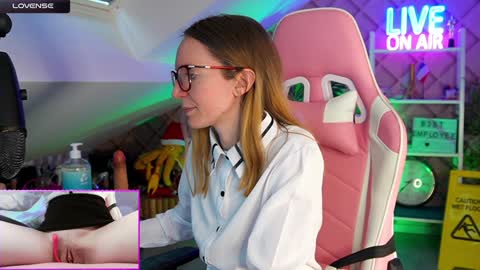 Alice online show from 02-04-25, 01:38