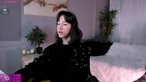 Snapshot of belle_via chatting on 02-27-25, 01:59 Bella online show from 02-27-25, 01:59