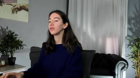 Snapshot of belle_via chatting on 09-14-25, 05:28 Bella online show from 09-14-25, 05:28