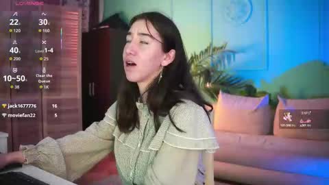 Snapshot of belle_via chatting on 09-18-25, 04:09 Bella online show from 09-18-25, 04:09