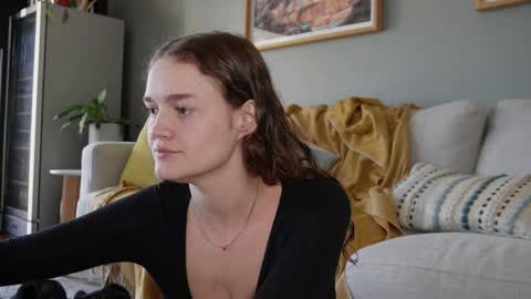 BELLE   online show from 01-05-25, 09:15