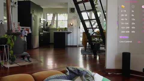 BELLE   online show from 11-23-25, 01:49