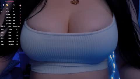 Hello I am kind friendly and cute girl online show from 10-18-25, 09:15