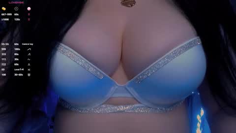 Hello I am kind friendly and cute girl online show from 11-23-25, 09:14