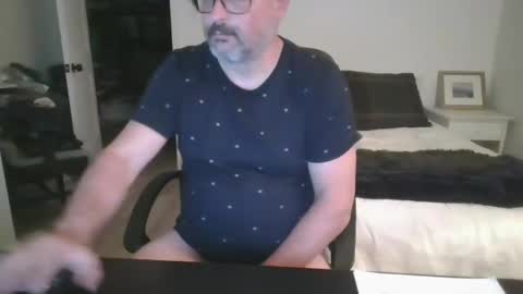 Snapshot of bellequeue19758 chatting on 10-07-25, 10:01 bellequeue19758 online show from 10-07-25, 10:01