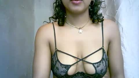 Snapshot of bellibellah chatting on 02-19-26, 06:09 BelliBellah online show from 02-19-26, 06:09